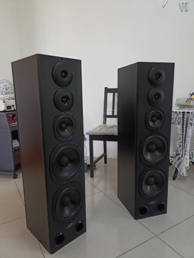 kolumny STX soundstation A225